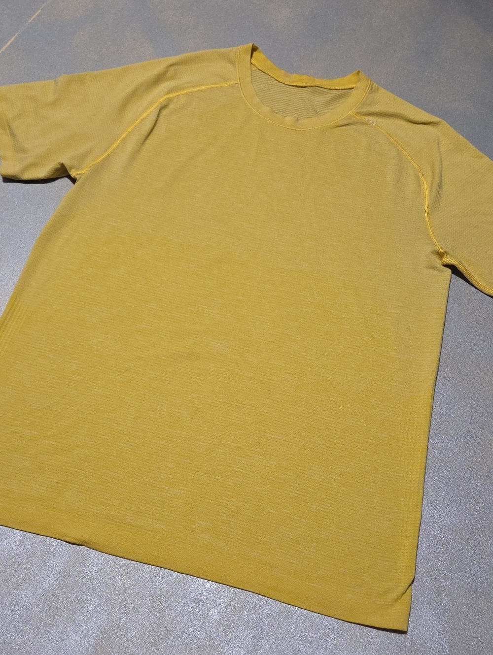 lululemon athletica Men's Short Sleeve Crew Tee in Mustard